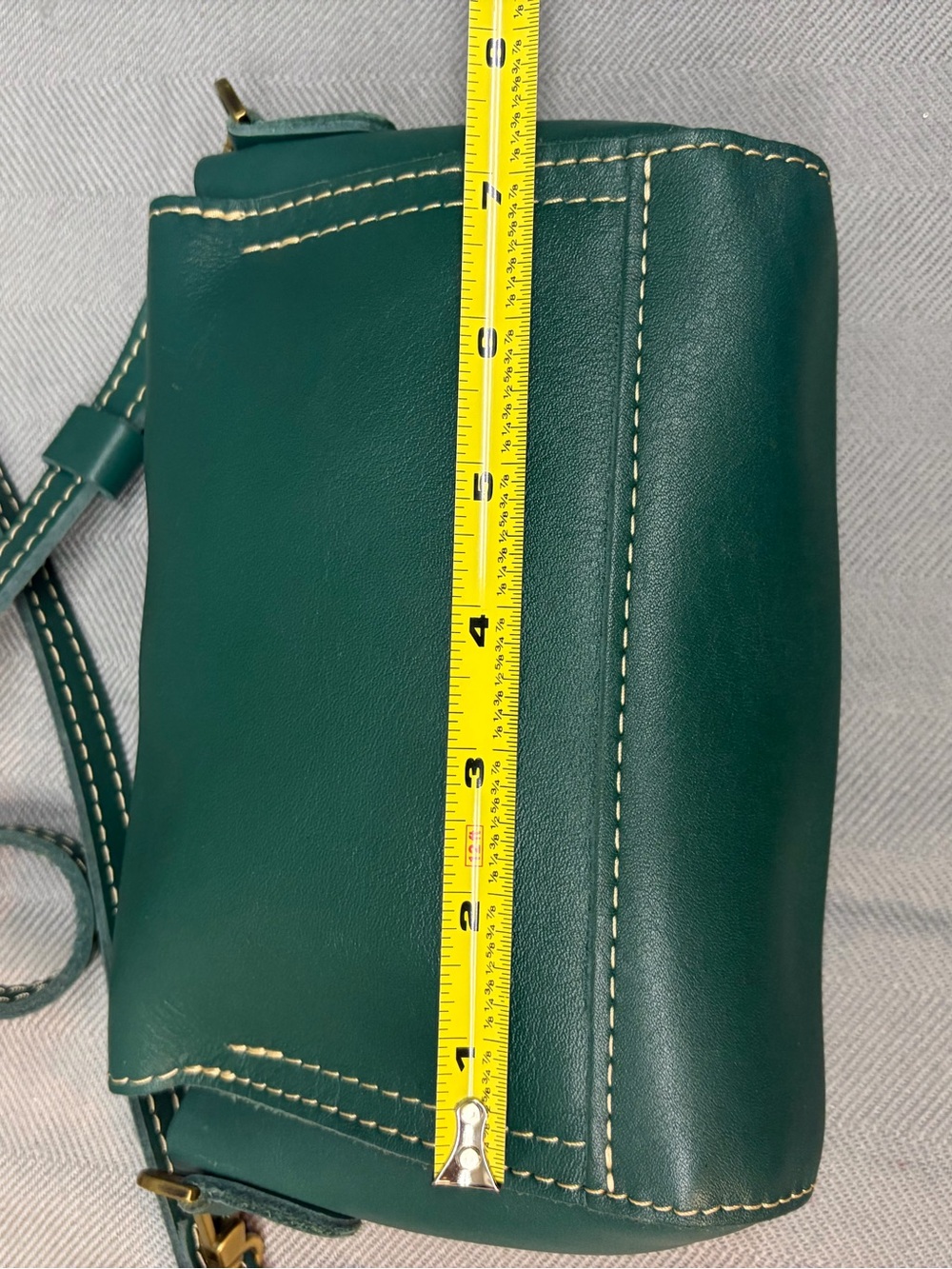 Portland leather Metro, mini Crossbody sea glass, green leather magnetic closure - Picture 4 of 12